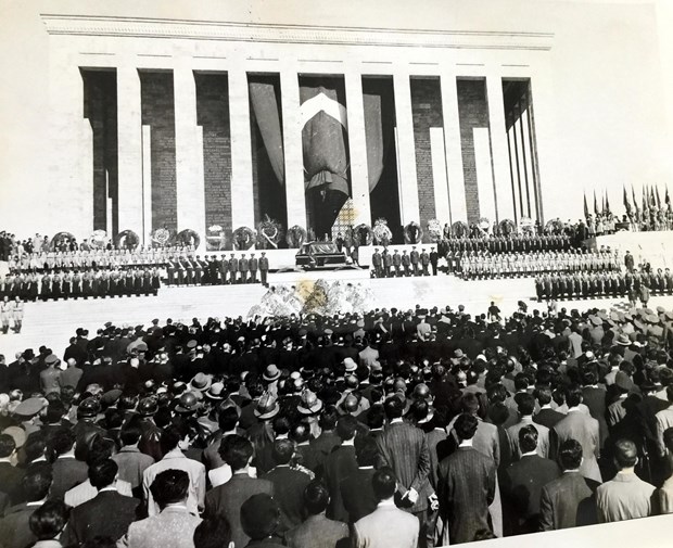 Mustafa Kemal Atatürk'ün naaşı Anıtkabir'e böyle nakledildi 5