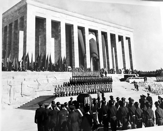 Mustafa Kemal Atatürk'ün naaşı Anıtkabir'e böyle nakledildi 7