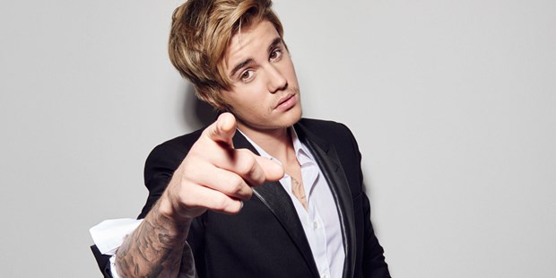 Justin Bieber altı kadın hayranını odasına davet etti 10