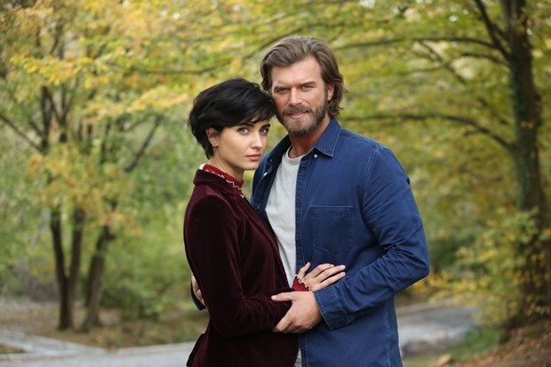 Kıvanç Tatlıtuğ'dan gizli yardım 3
