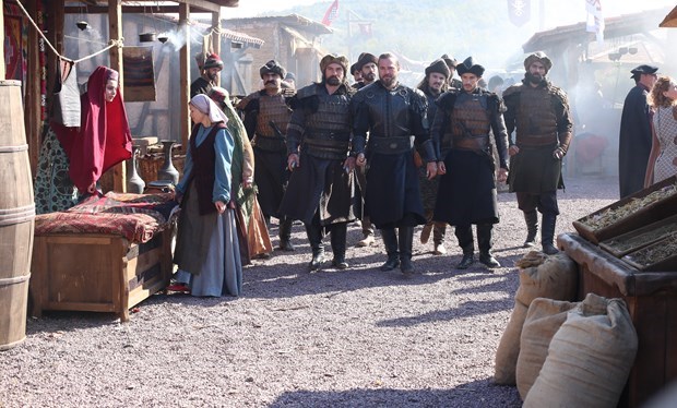 Diriliş Ertuğrul'un ‘Ertuğrul Gazi’sine zam! İşte alacağı yeni ücret 5