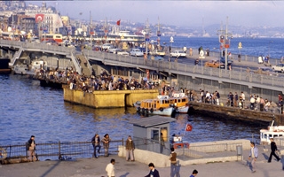 Kimler geldi kimler geçti... Galata Köprüsü tarih oldu! 4