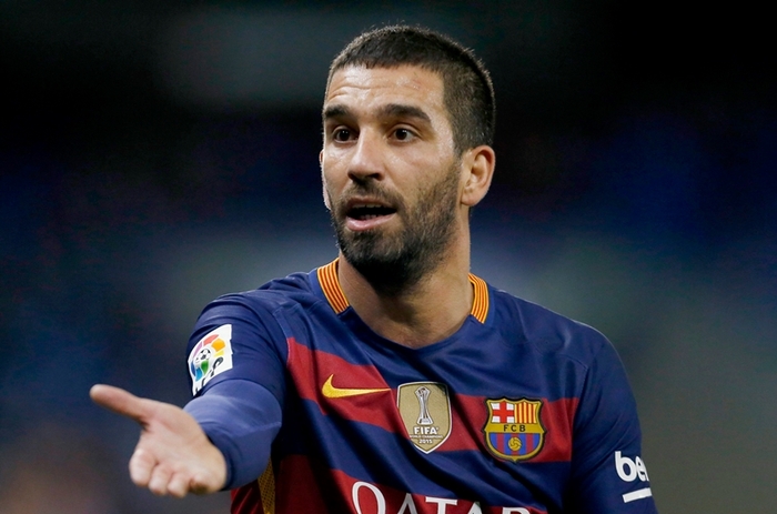 Arda Turan, Cansu Taşkın'ın peşine düştü! 6