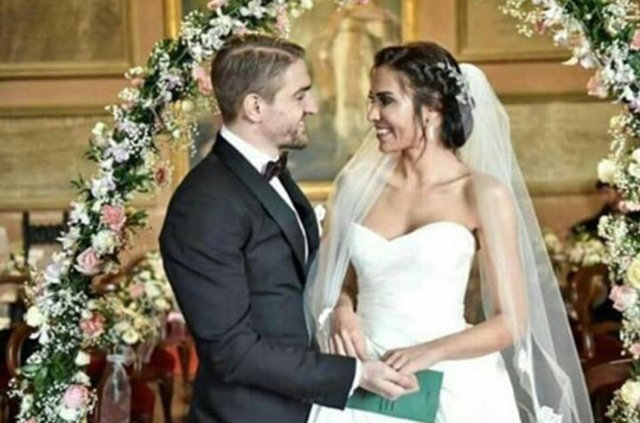Asena Atalay, Caner Erkin'in fotoğraflarını sildi! 4