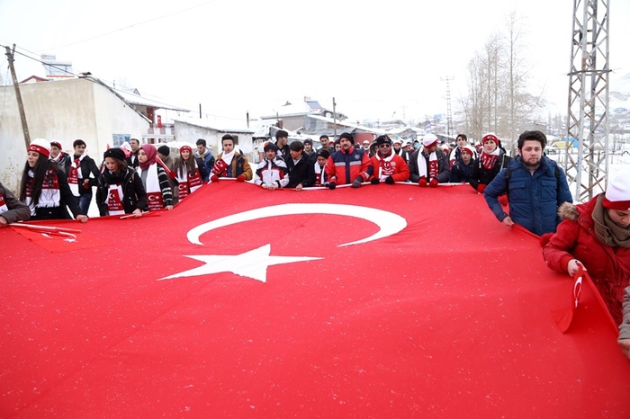 Vefakar gençlik Sarıkamış Harekatının 102. yılında şehitlerini unutmadı 18