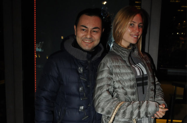Serdar Ortaç'ın annesi, Chloe Loughnan'a rest çekti 8