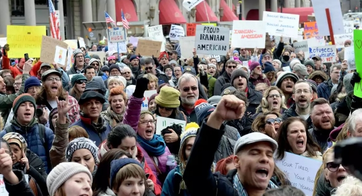 Trump'ın Müslümanlara vize yasağına protestolar / FOTO GALERİ 11