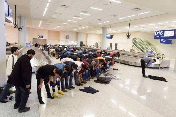 Trump'ın Müslümanlara vize yasağına protestolar / FOTO GALERİ 8