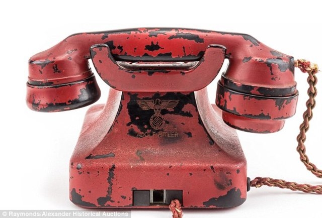 Dünyanın en günahkar telefonu rekor fiyatla satıldı! 4