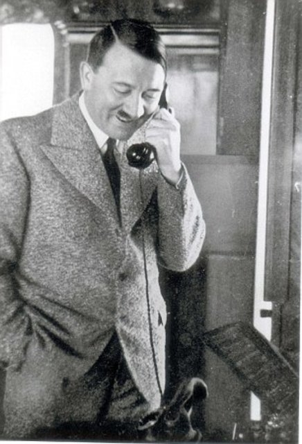 Dünyanın en günahkar telefonu rekor fiyatla satıldı! 3