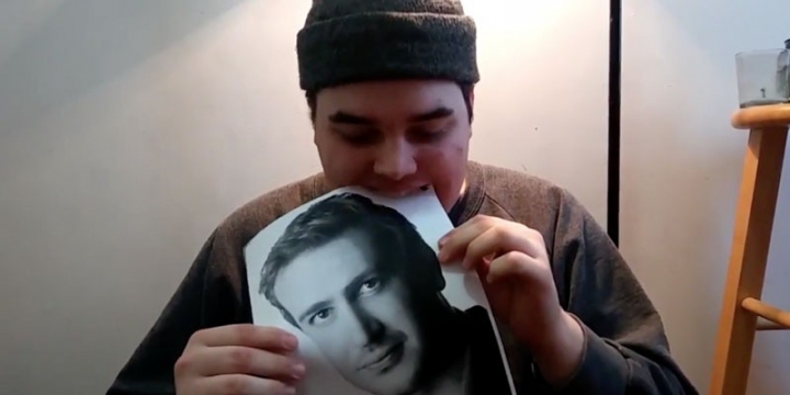 Her gün o ünlü ismin fotoğrafını yiyor 7