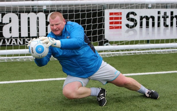 Arsenal-Sutton United maçında kaleci karnını doyurdu 7