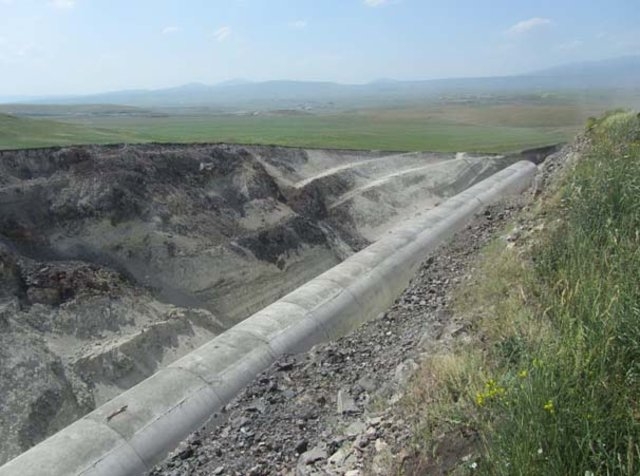 Bakü-Tiflis-Kars Demiryolu Projesi'nde sona yaklaşıldı 2