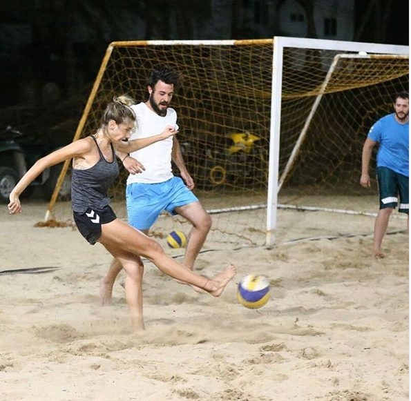 Acun gibi Şeyma Subaşı da futbol aşığı çıktı! 6