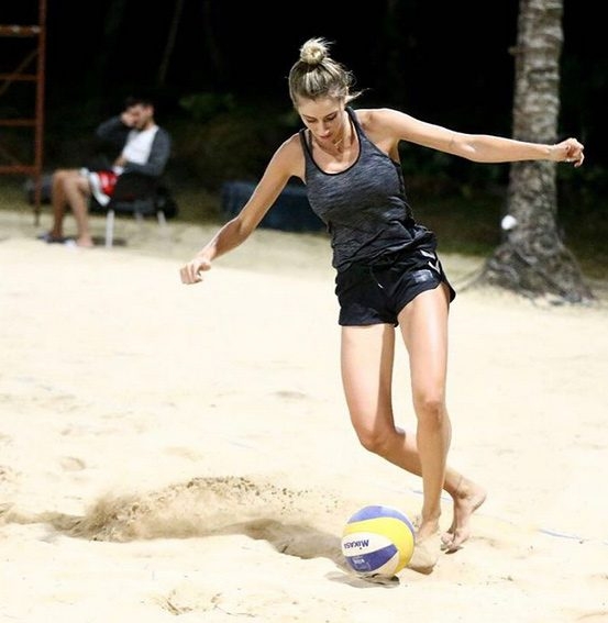 Acun gibi Şeyma Subaşı da futbol aşığı çıktı! 1