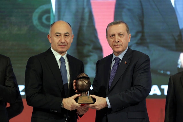 Dünyanın en zengin insanı belli oldu! 36