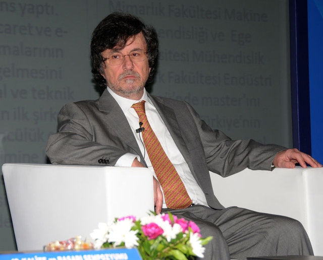 Dünyanın en zengin insanı belli oldu! 24