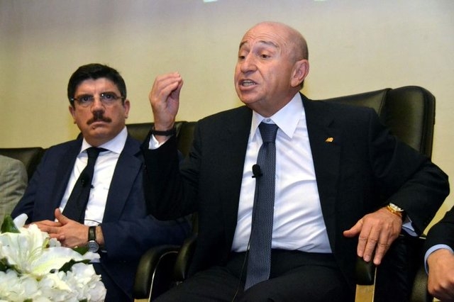 Dünyanın en zengin insanı belli oldu! 26