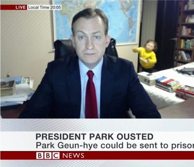 ‘BBC babası’ profesör yeniden canlı yayına çıktı 6