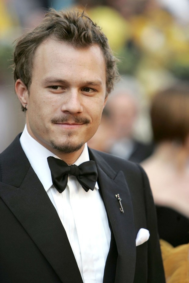 Joker'in (Heath Ledger) hayat hikayesi izleyiciyle buluşuyor 3