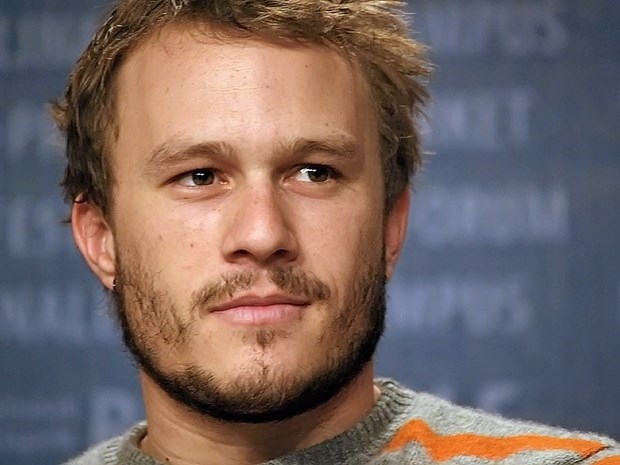 Joker'in (Heath Ledger) hayat hikayesi izleyiciyle buluşuyor 7