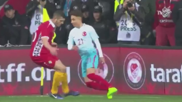 Emre Mor sosyal medyayı salladı! 5