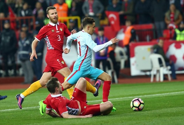 Emre Mor sosyal medyayı salladı! 14