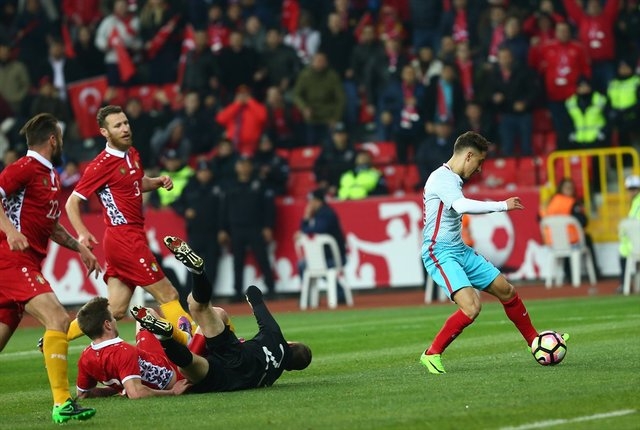 Emre Mor sosyal medyayı salladı! 12