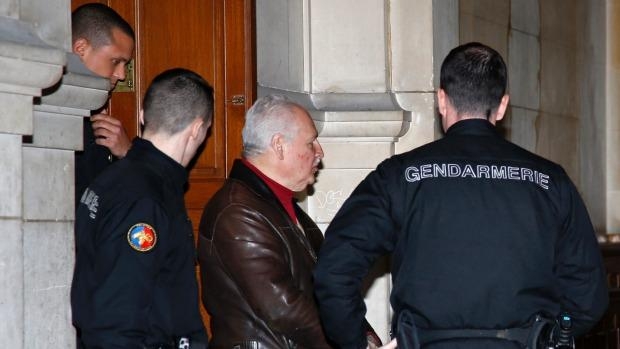 Gülen'e terörist diyen Çakal Carlos'a hapis 12