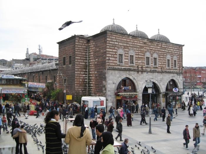 Tarihi Eminönü Meydanı değişiyor! İşte geçmişten bugüne Eminönü... 17