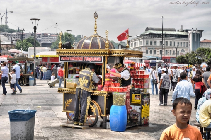Tarihi Eminönü Meydanı değişiyor! İşte geçmişten bugüne Eminönü... 20