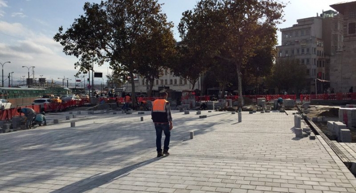 Tarihi Eminönü Meydanı değişiyor! İşte geçmişten bugüne Eminönü... 27