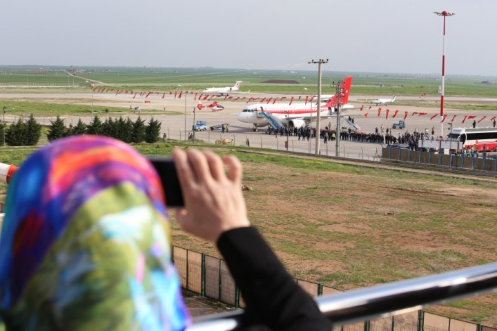 Kazım Türker'in yaptırdığı Artuklu İmam Hatip Lisesi hizmete girdi 1