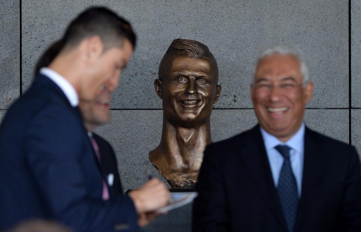 Ronaldo biraz şanslı: Şimdiye kadar ki en kötü heykeller 2