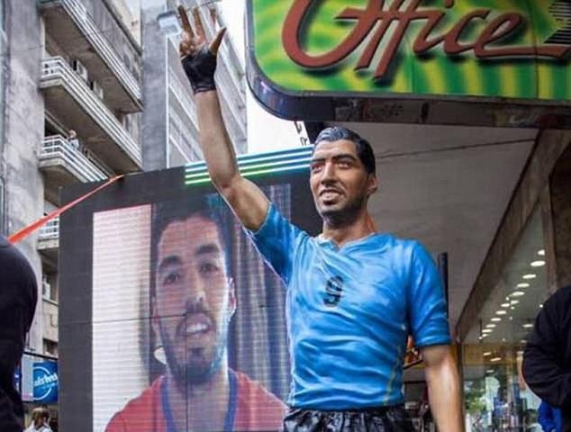 Ronaldo biraz şanslı: Şimdiye kadar ki en kötü heykeller 4