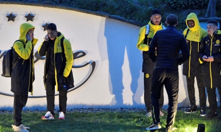 Dortmund'da patlama sonrası Emre Mor ve Nuri Şahin... 5