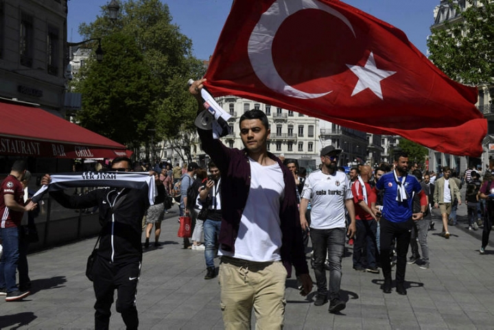 Lyon sokaklarında bayram havası 5