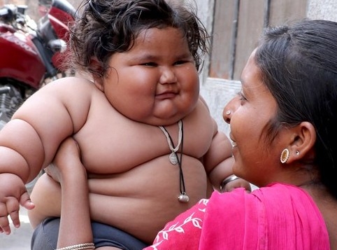 Bu bebek 8 aylık! 4 yaşındaki çocukla aynı kiloda... 15
