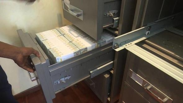 Şüphelenip girdikleri evden çıkanlar şoke etti! 14