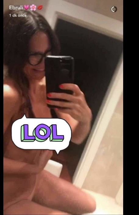 Çıplak fotoğrafı ortaya çıktı Ebru Şallı capsleri patladı! 5