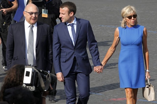 Fransa'nın yeni First Lady'si, Emmanuel Macron'dan 24 yaş büyük eşi Brigitte Macron oldu! 14
