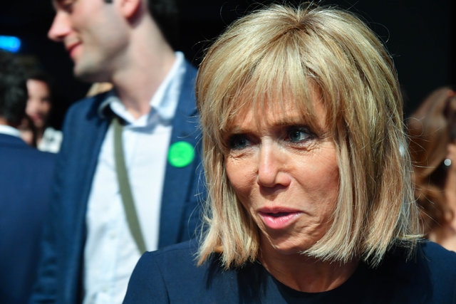 Fransa'nın yeni First Lady'si, Emmanuel Macron'dan 24 yaş büyük eşi Brigitte Macron oldu! 15