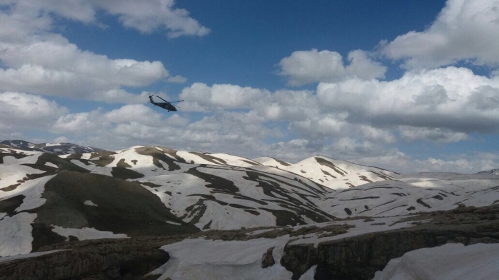 Mehmetçik Türk Bayrağını Kato Dağı'na dikti... 7