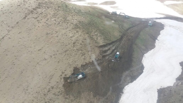 Mehmetçik Türk Bayrağını Kato Dağı'na dikti... 5