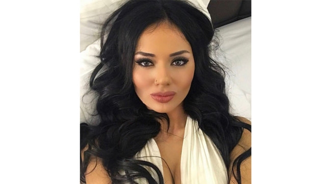 İranlı müzisyen Hossein Tohi, Cansu Taşkın'ın peşinde! 5