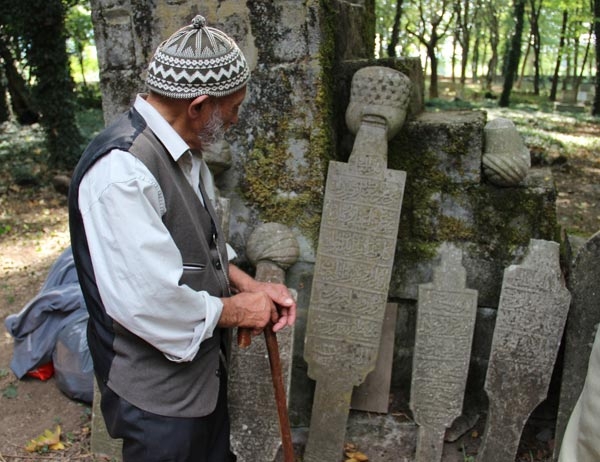 Yıllar sonra mezarı açınca şok eden gerçekle karşılaştılar! 8
