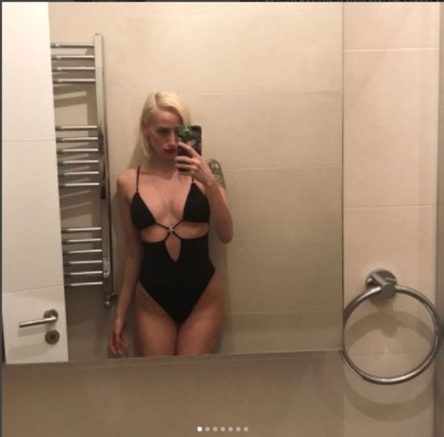Didem Soydan, banyodan cesur pozlar vererek mayo tanıttı! 3