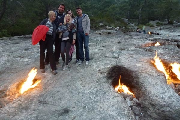 Asırlardır sönmeyen taşın sırrı çözüldü! 5