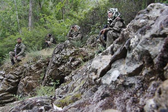 Vatan nöbetinde iki genç kadın: Dökülen her şehit kanının hesabını soracağız! 9