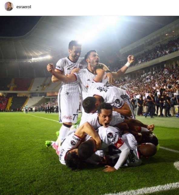 Ünlü isimler, 3'üncü yıldızı böyle kutladılar!... 3